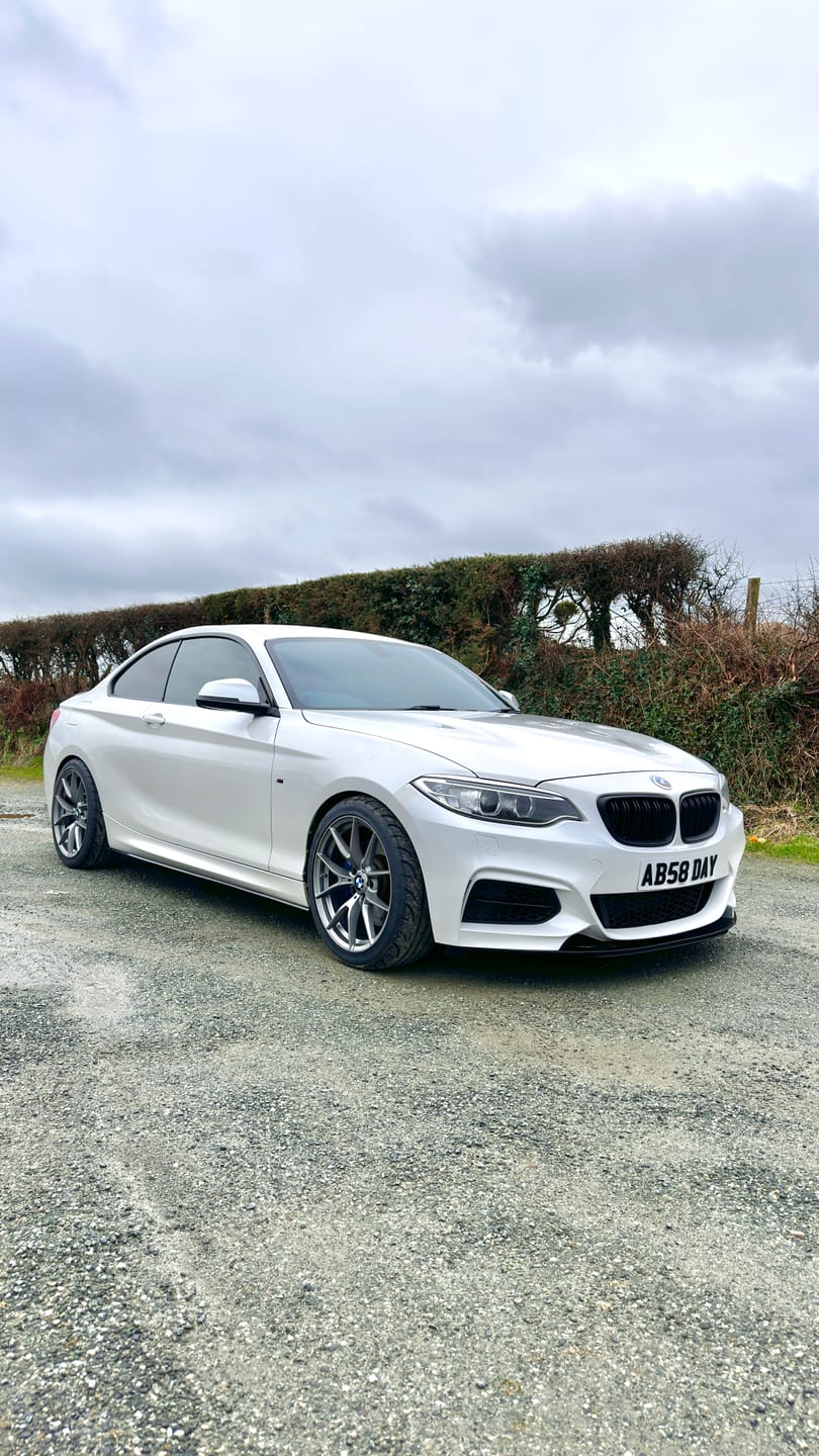 Customer photo review of 763m Gunmetal Grey 18” Alloys