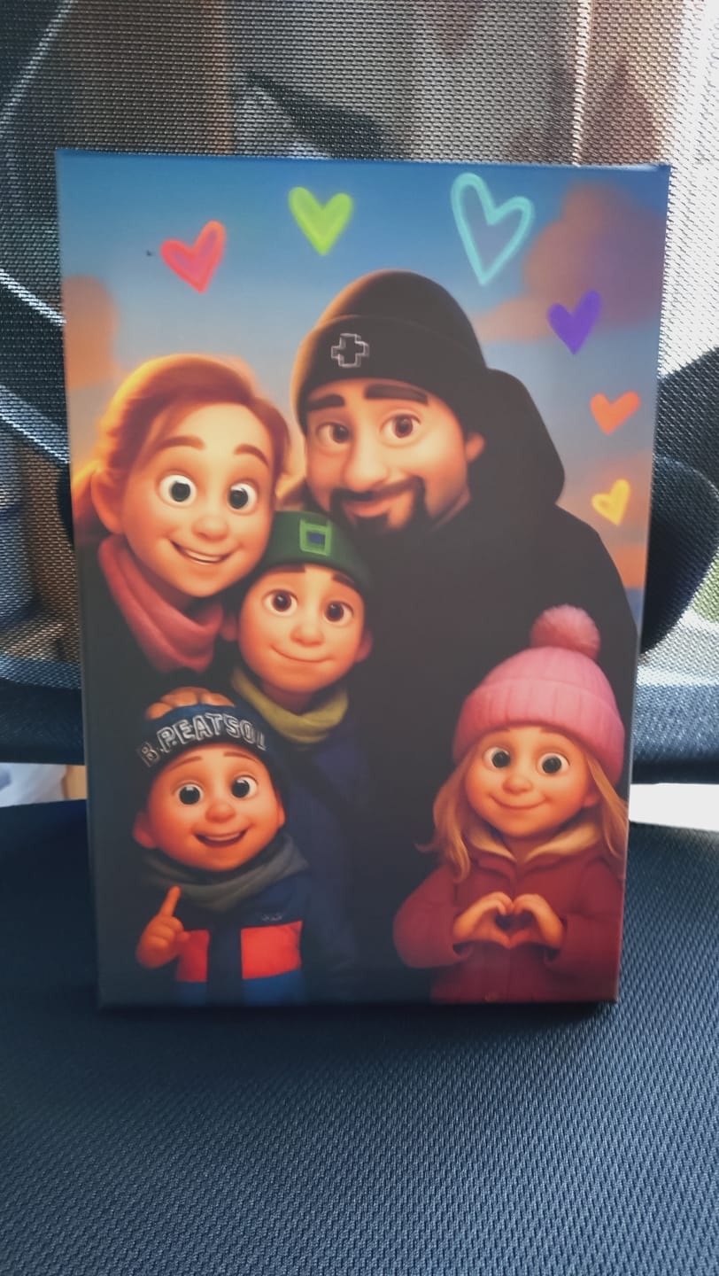 Customer photo review of Personalisierte Leinwand - Animiertes Portrait