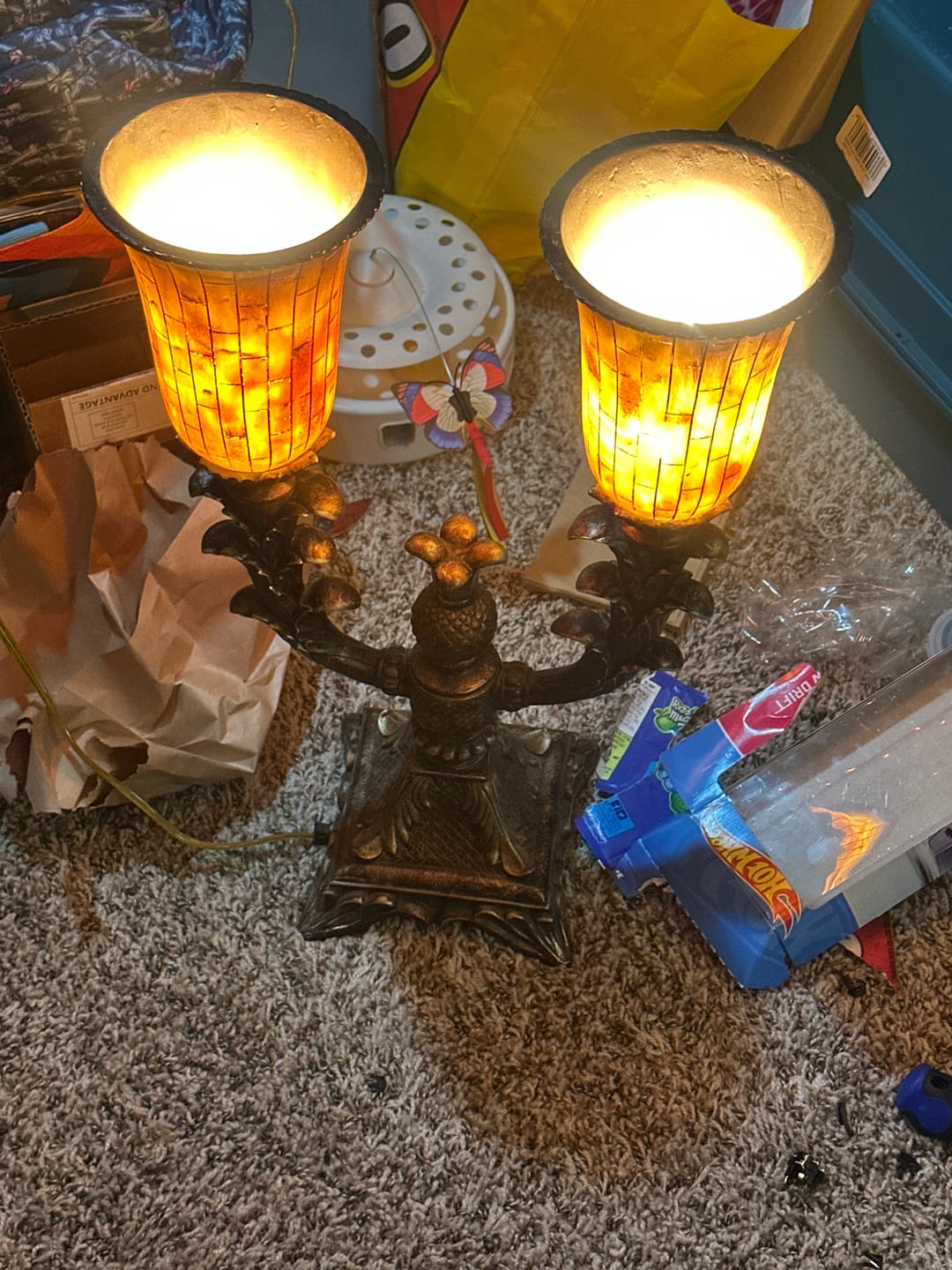 Customer photo review of Candelabra E12 Base Full Thread Phenolic Socket - 3 Piece