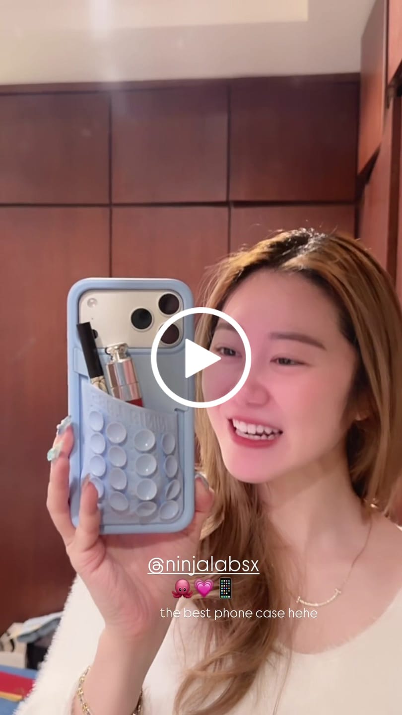 Customer video review of Octo Pouch - iPhone 17