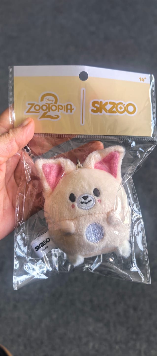 Customer photo review of STRAY KIDS - ZOOTOPIA 2 SKZOO POP UP OFFICIAL MD UFUFY PLUSH