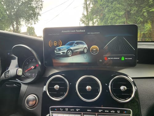Customer photo review of Mercedes Benz C/GLC Class | W205/X253 | 10.25"/12.3" Linux CarPlay/Android Touchscreen Display | 2014 - 2019