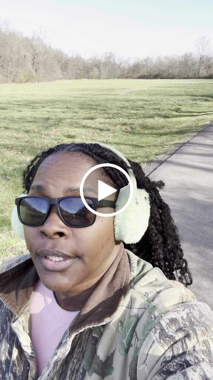 Customer video review of Multi-Textured Kinky Curly Bulk Hair Extensions for Braiding