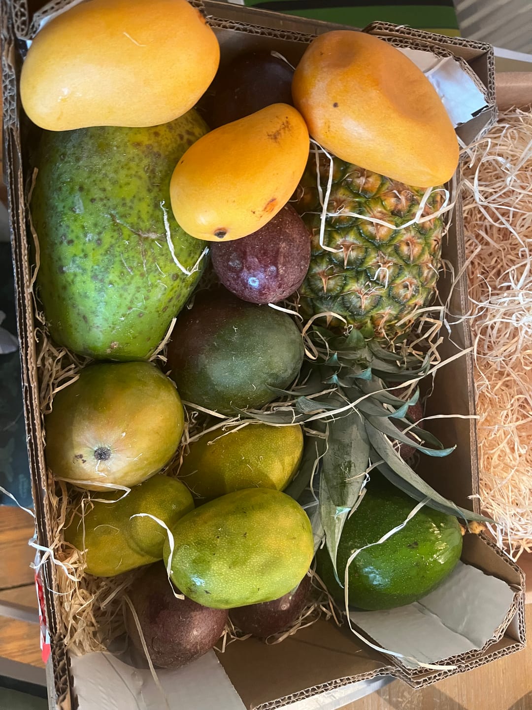 Customer photo review of Ananas Flugware reifgeerntet (stk. ca 1,5kg!) Aktionspreis %