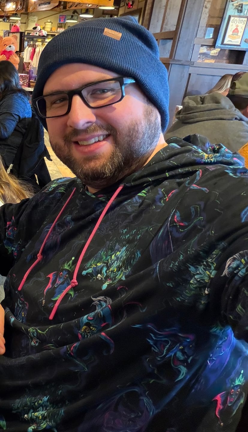 Customer photo review of Classic Blend RSVLTS Navy Beanie
