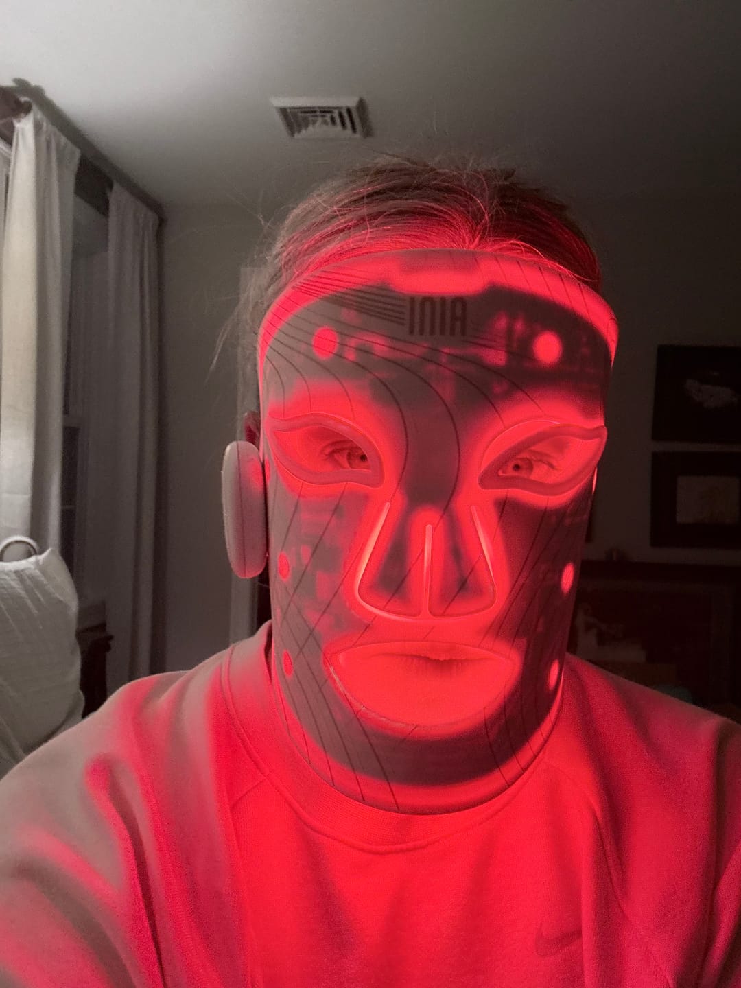 Customer photo review of INIA GLOW Wireless Red Light Therapy Mask