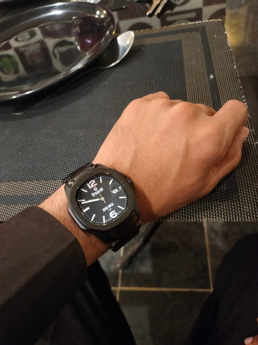 Customer photo review of John Wick Chain