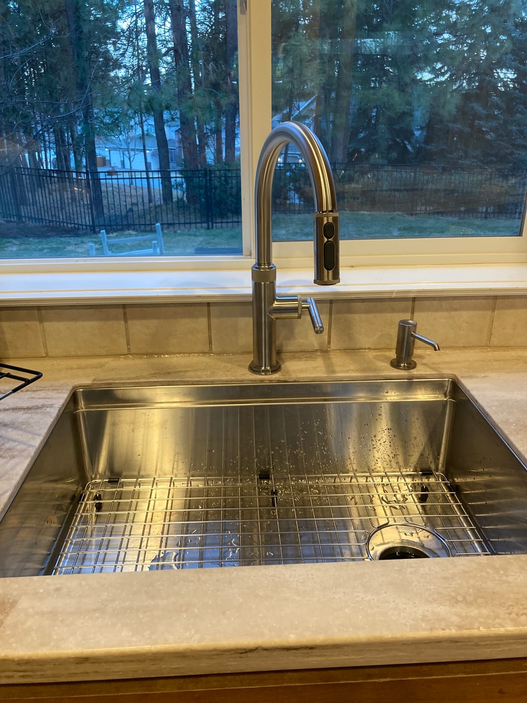 Customer photo review of 28" Undermount Workstation Sink – 16 Gauge Stainless Steel Single Bowl – 8" Deep – Reversible – Seamless Drain (5LS28c-8)