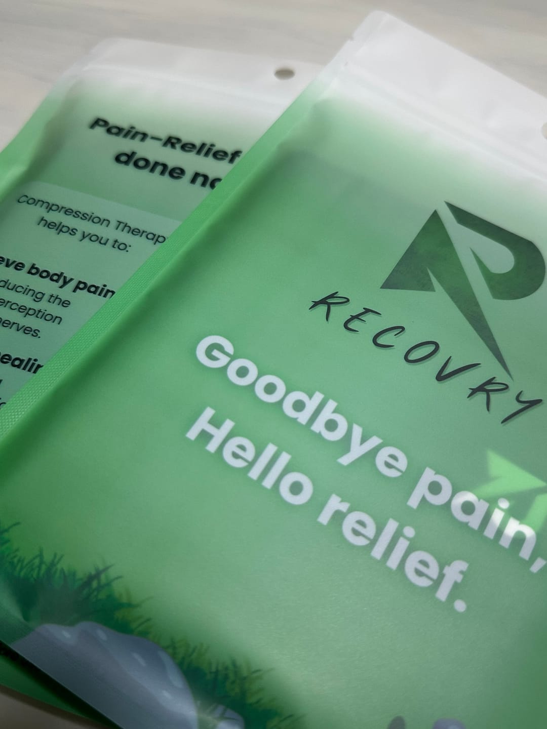 Customer photo review of Recovry™ V2 Kneesleeve