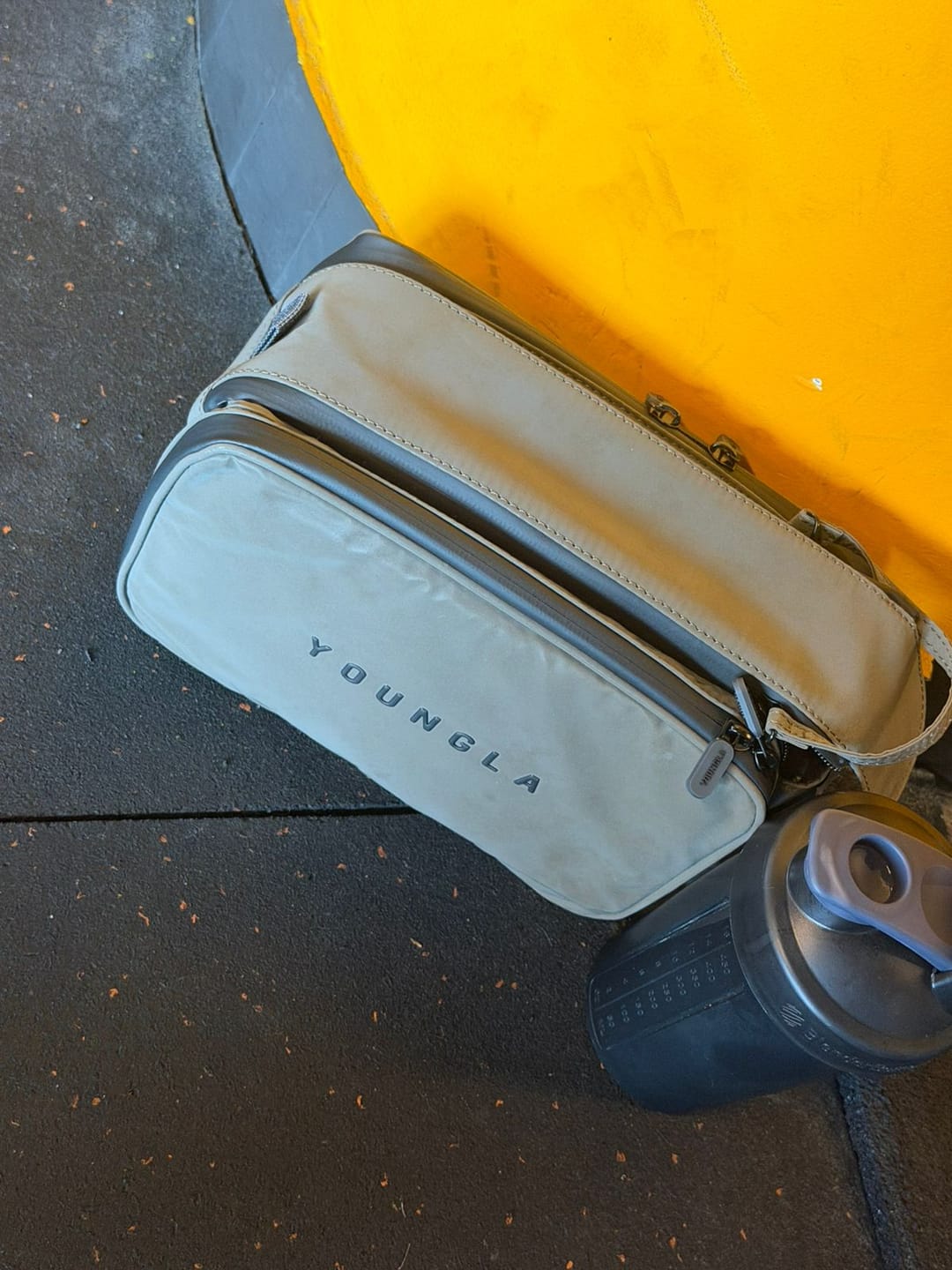Customer photo review of 950 Lah Toiletry Bag