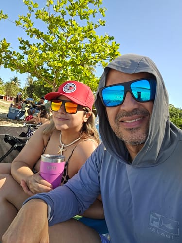 Customer photo review of Mis Raíces Orange