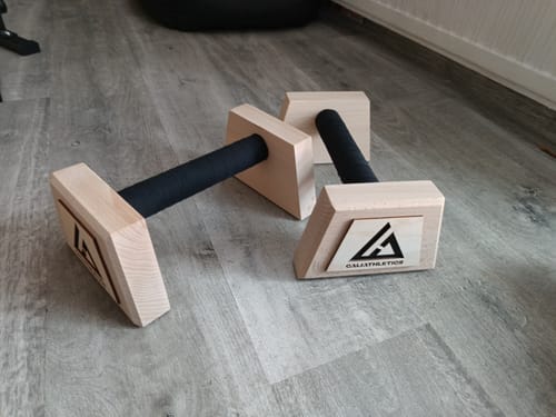Customer photo review of Wooden Parallettes MEDIUM