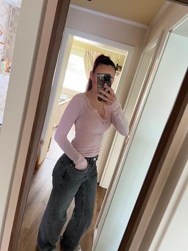 Customer photo review of Lace Cashmere Longsleeve - Rosa