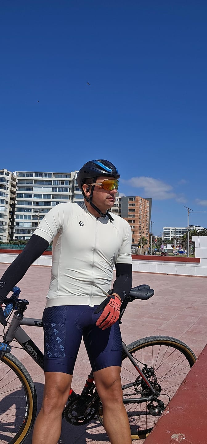 Customer photo review of Manguillas de ciclismo XT01 Protección UV Talla estándar