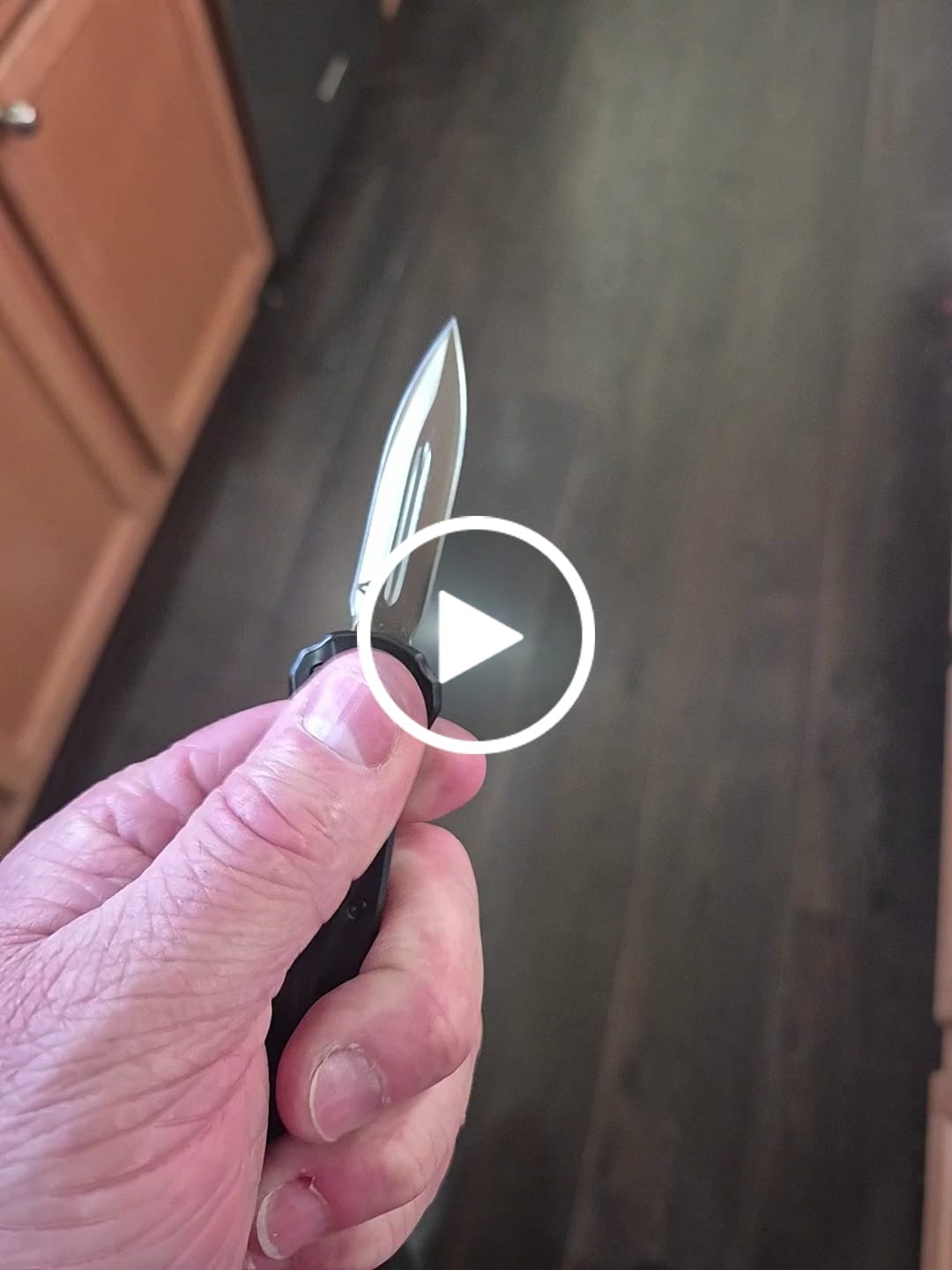 Customer video review of VT Black Rocket Mini OTF Knife