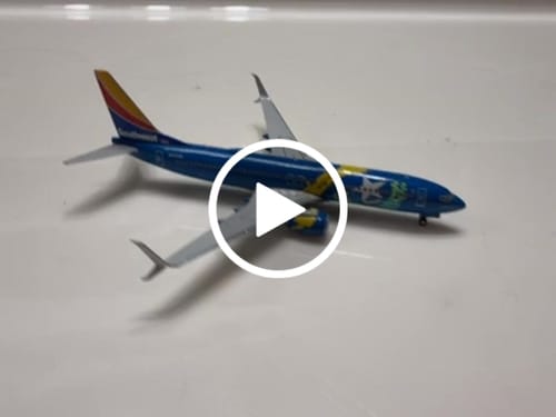 Customer video review of GEMINI SOUTHWEST 737-800 1/400 REG#N864B NEVADA ONE