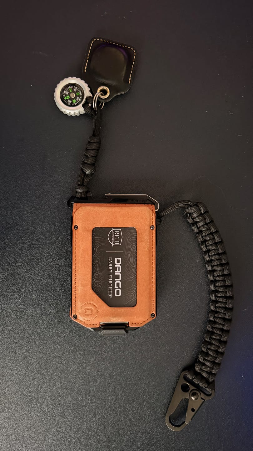 Customer photo review of M4 MAVERICK™ BIFOLD POCKETS