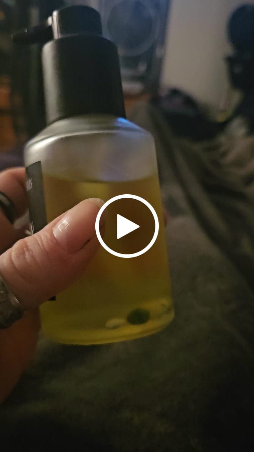 Customer video review of EDEN BODY OIL