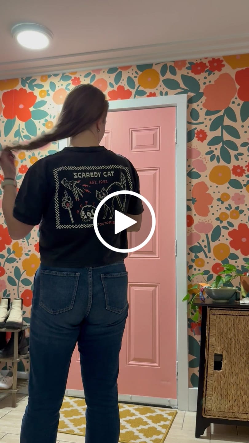 Customer video review of Scaredy Cat T-Shirt