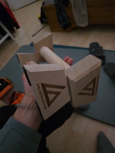 Customer photo review of Wooden Parallettes MINI