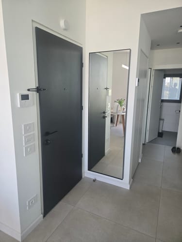 Customer photo review of מראה עמוקה לארון חשמל