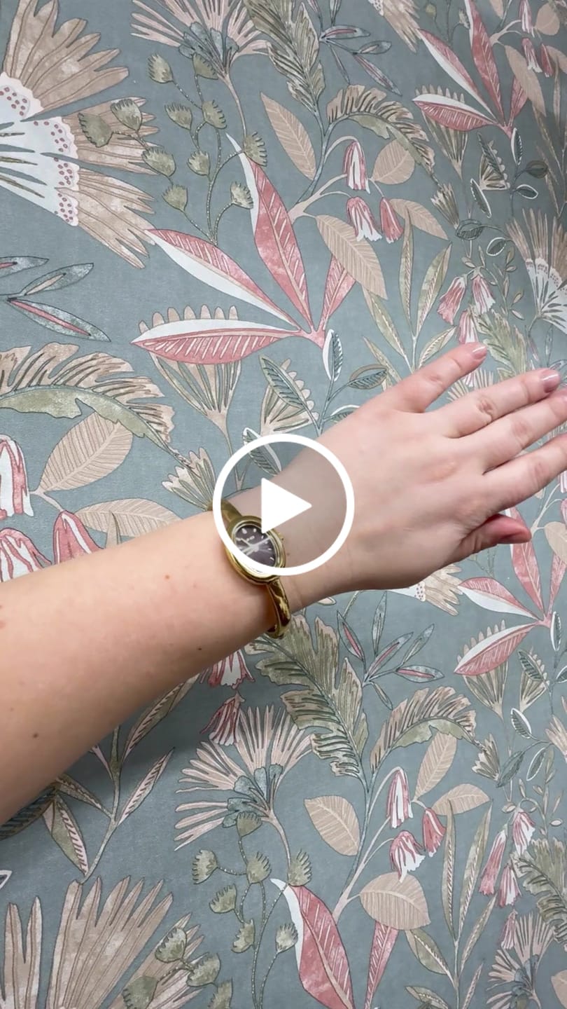 Customer video review of Diana Gold Burgundy
