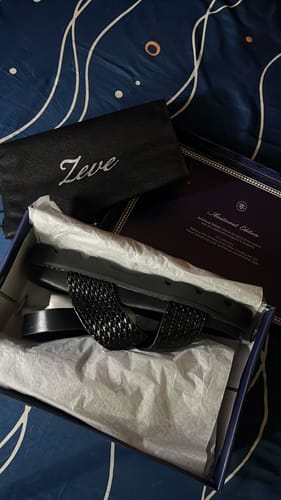 Customer photo review of Aksa Sandal - Solid Black