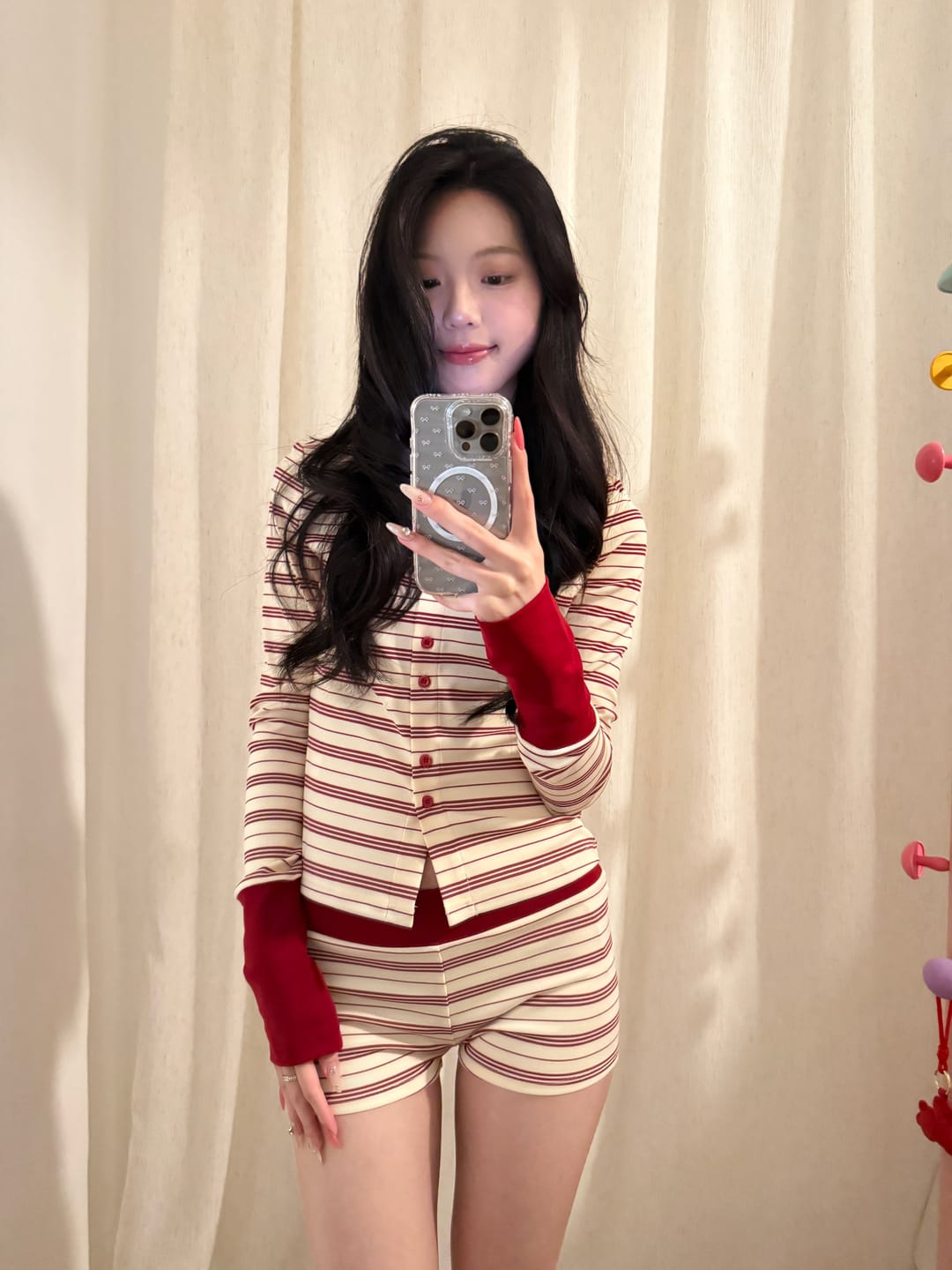 Customer photo review of Rase le sol Striped Button-Up Top & Shorts Set