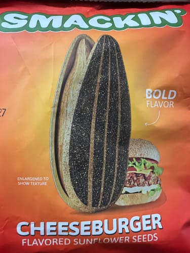 Customer's close-up view of the CHEESEBURGER LE SINGLE BAG packaging.