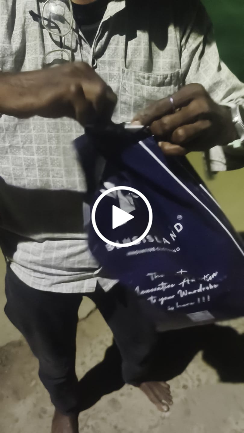 Customer video review of Navy Blue - Sunblock Jacket