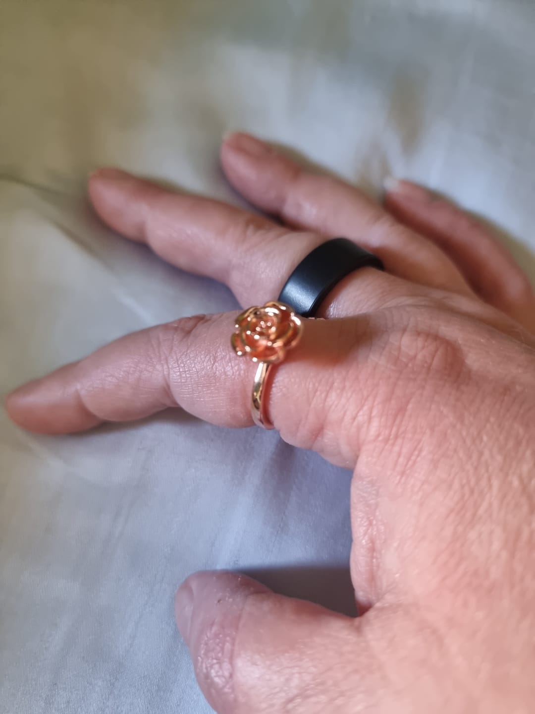 Customer photo review of Rose Gold Rose Spinner Fidget Ring Adjustable