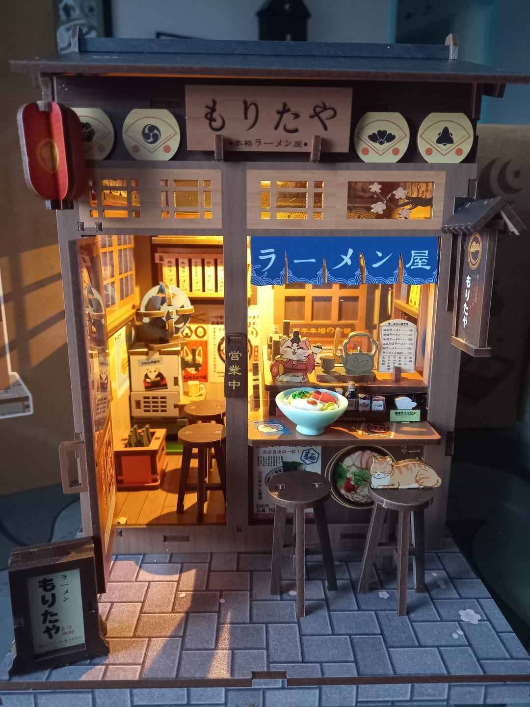 Customer photo review of Book Nook Morita-Ya