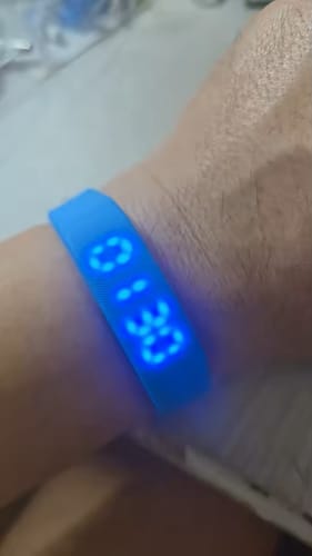 Customer photo review of Bracelet Réveil Vibrant Intelligent