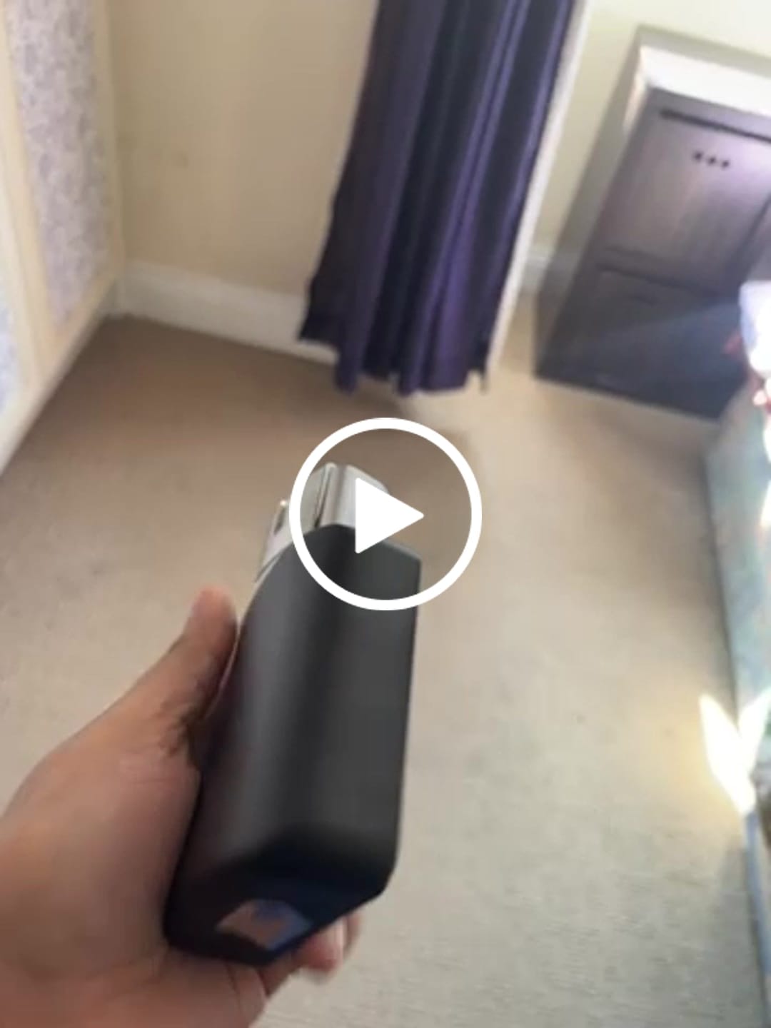 Customer video review of RAMZ SILVER 100ML - LATTAFA
