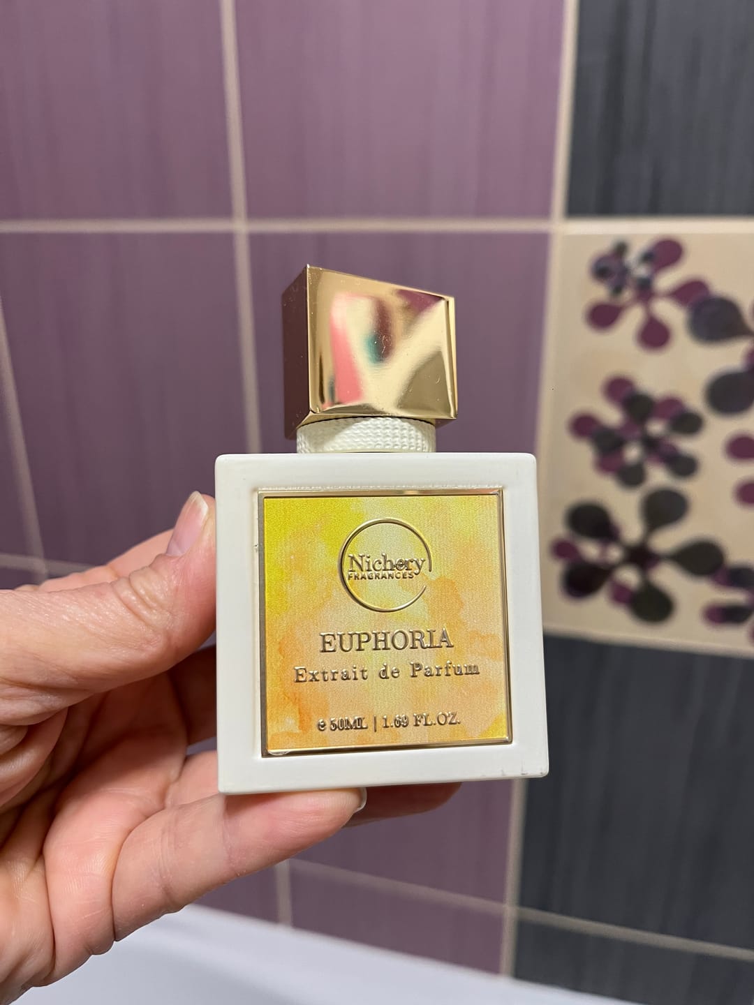 Customer photo review of Nichery Euphoria Extrait de Parfum - Unisex 50ml