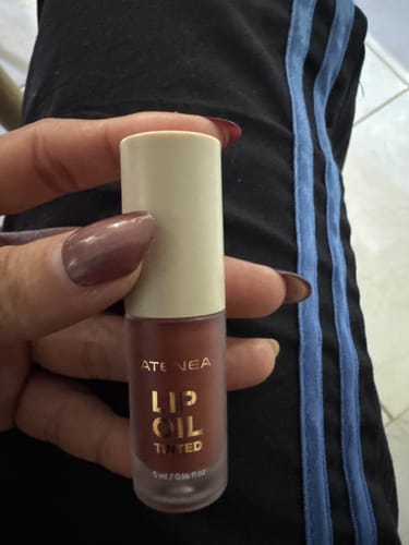 Customer photo review of LIP OIL TINTED