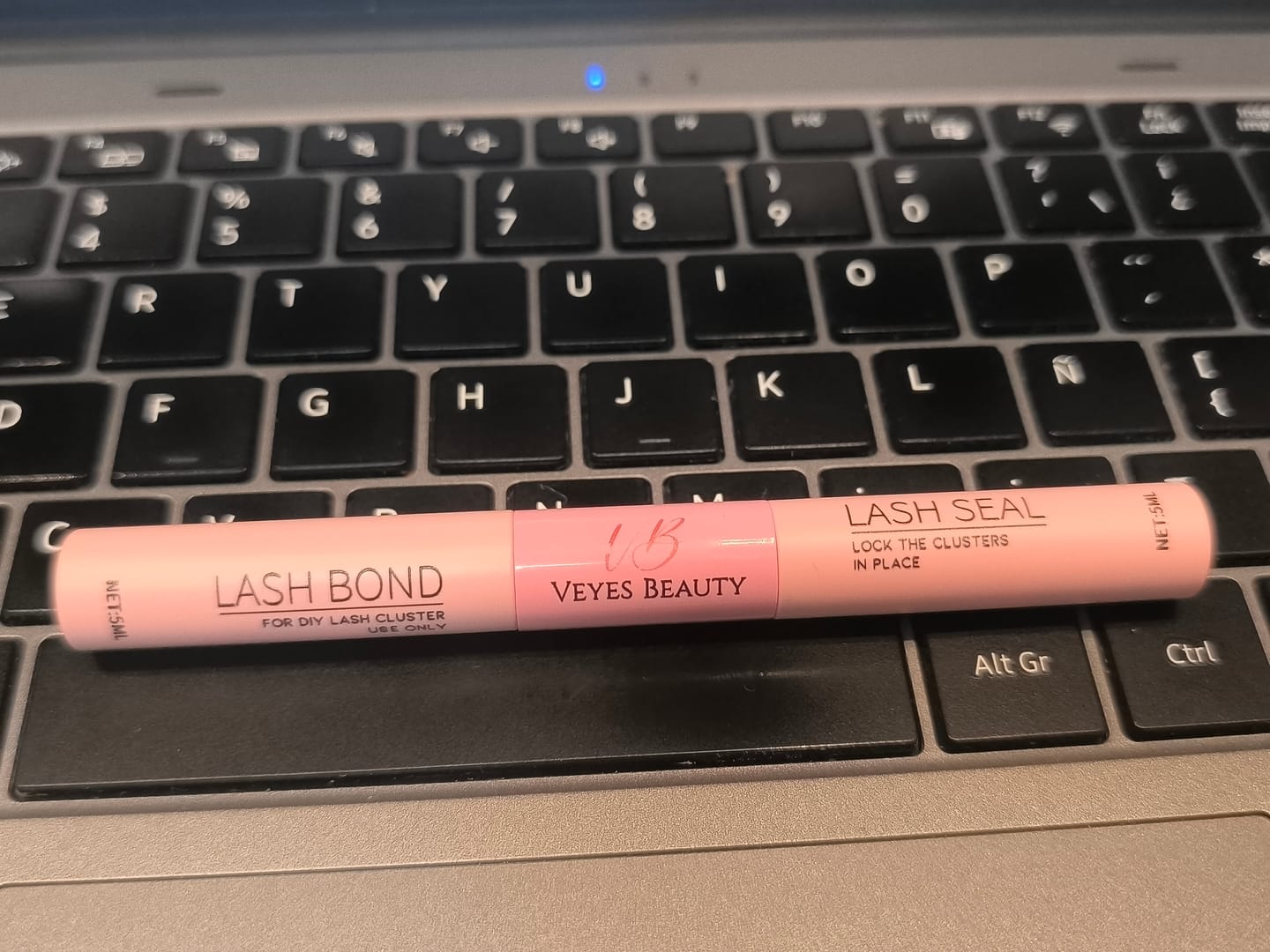 Customer photo review of Lash Bond & Seal - 10ml