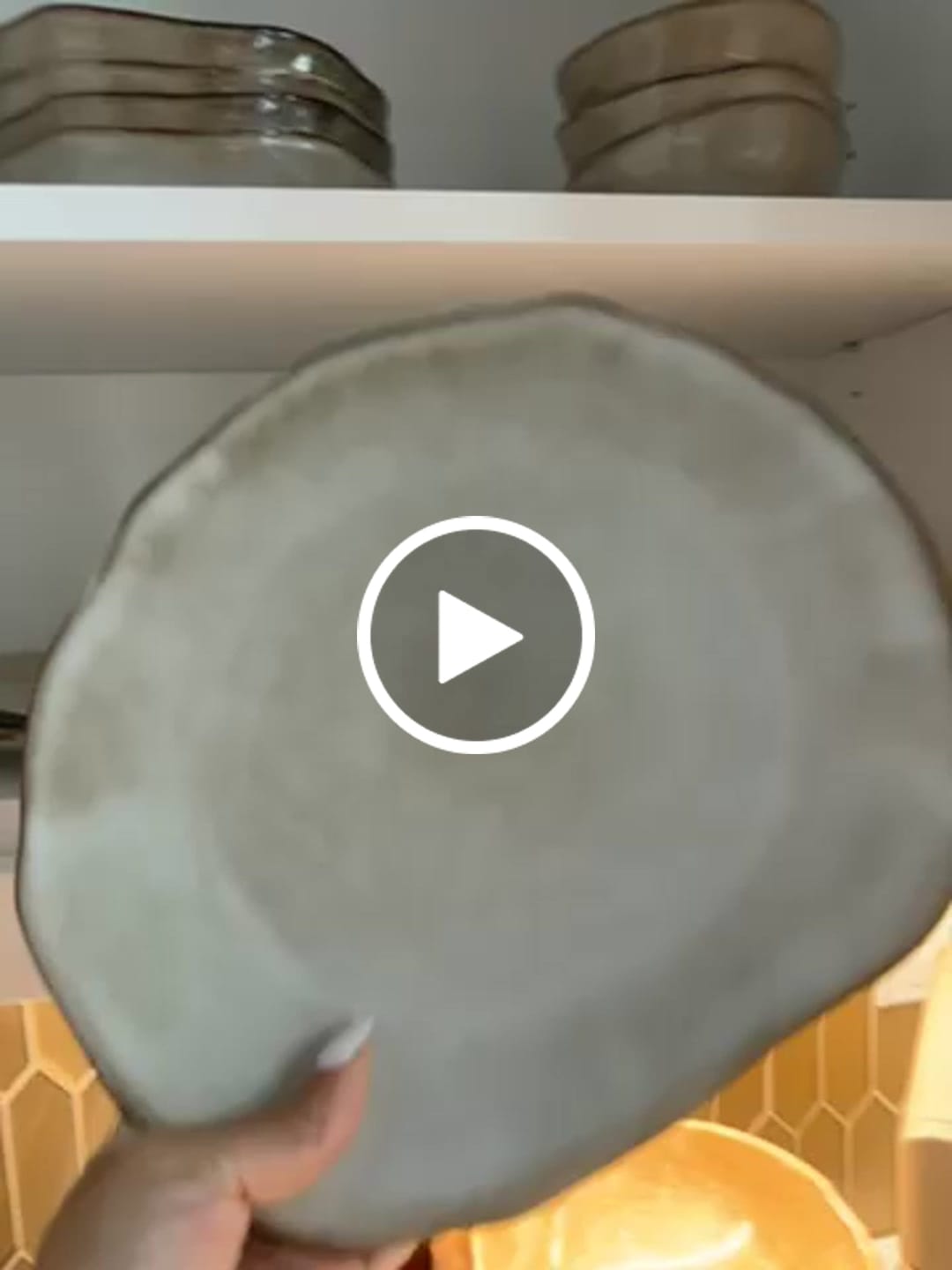 Customer video review of 16-Piece Stoneware Set-Crema