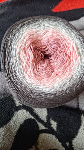 Customer photo review of YarnArt Flowers