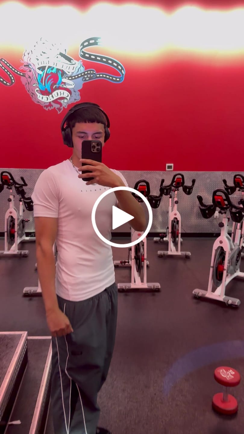 Customer video review of 4083 - AirFlex Compression Tees