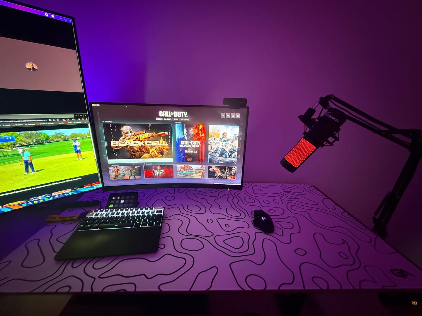 Customer photo review of White Topo Mousepad