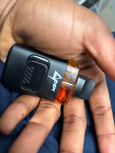 Customer photo review of Dual Chamber Disposable Vape 6G. Delta 9 - HAWAIIAN HAZE - KING LOUIS
