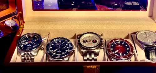 Customer photo review of Ocean Series Moon Phase Gradient Wave-textured Dial Diving Watch 43.5mm