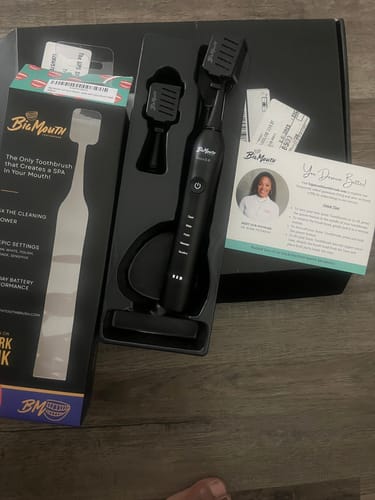 Customer photo review of Big Mouth Sonic Toothbrush 2.0 (Black Edition)