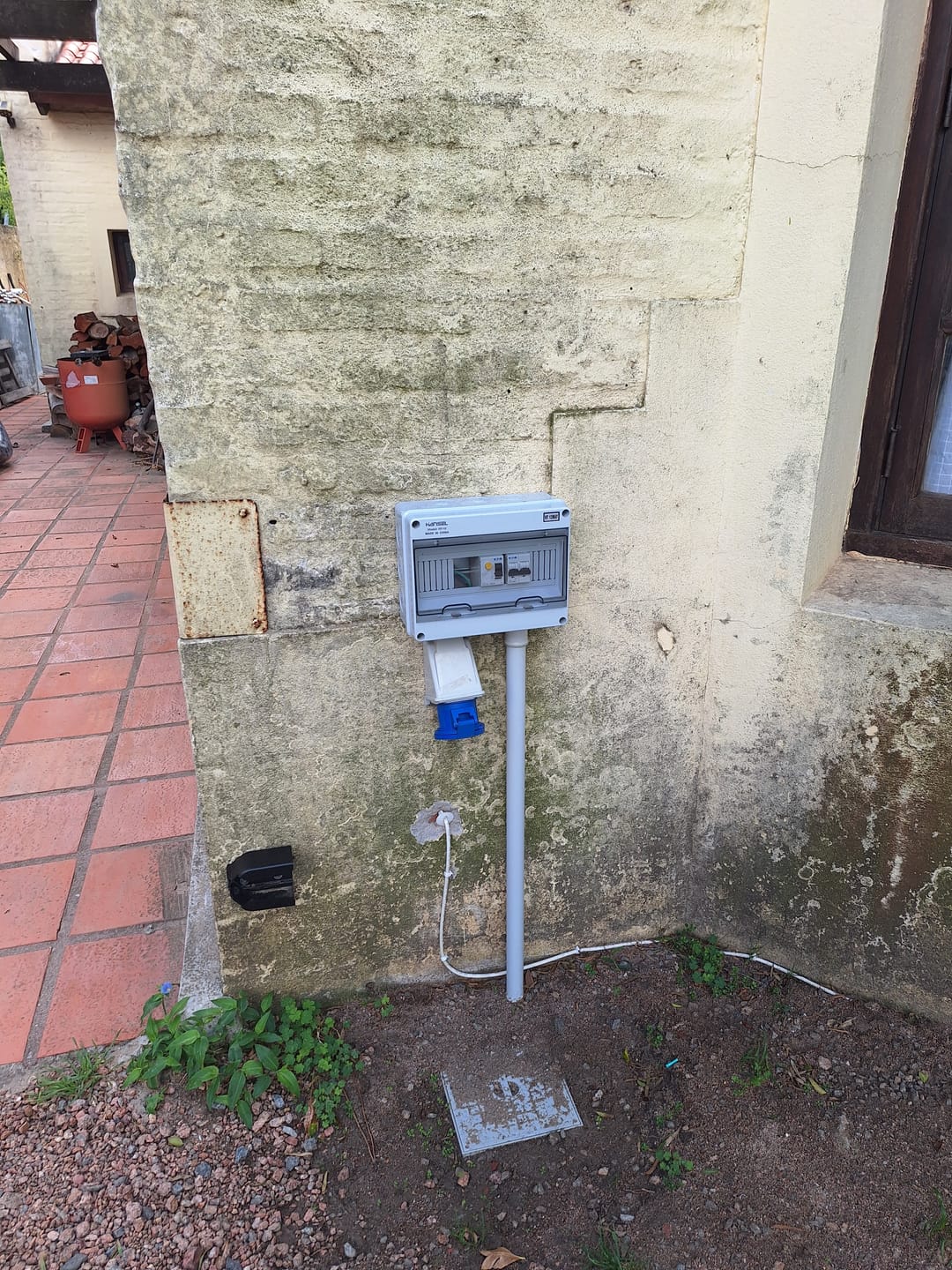 Customer photo review of Cargador Para Auto vehículo Eléctrico 7 kW Tipo 2 Wallbox