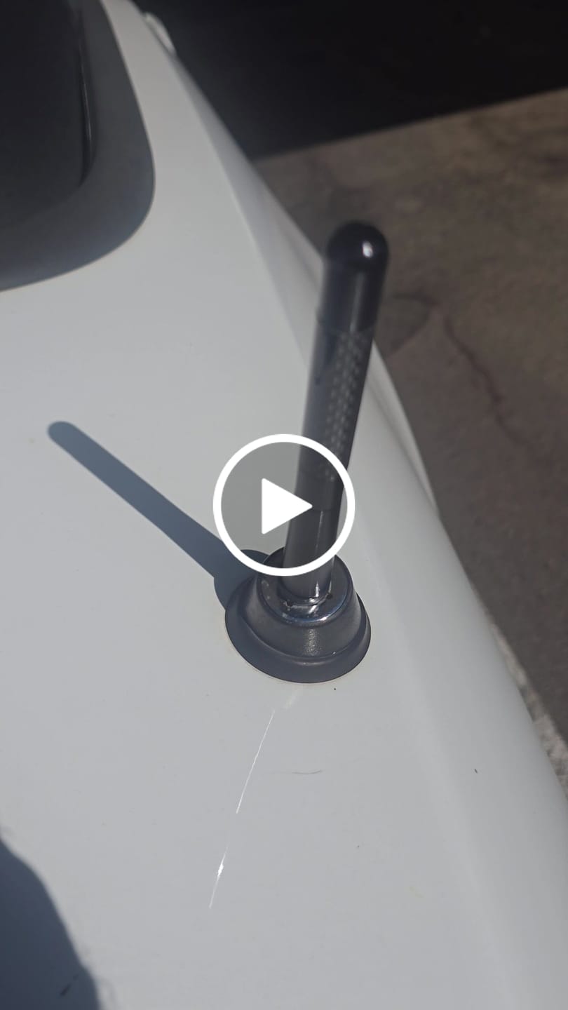 Customer video review of 80Eighty® Carbon Antenna