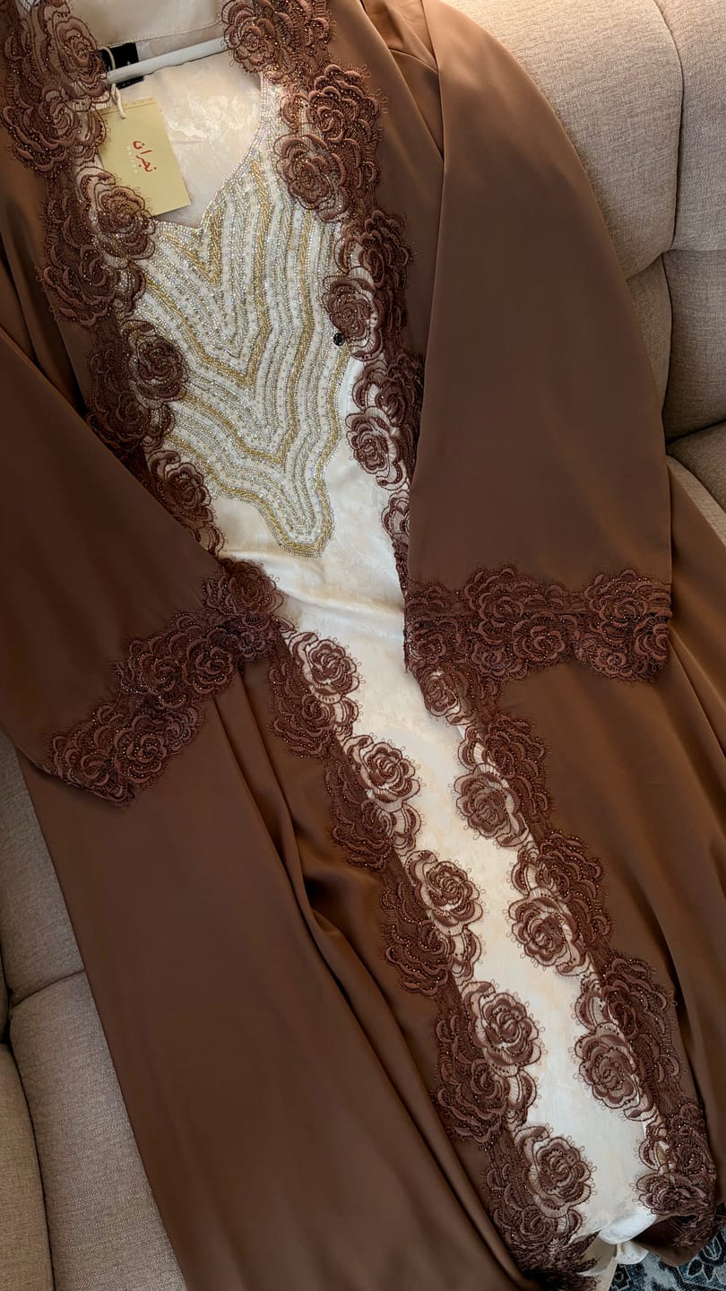 Customer photo review of Abaya Alia Tan