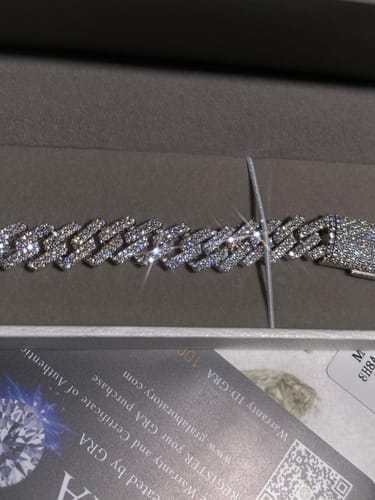 Customer photo review of 10MM 2 Rows Full VVS Moissanite Edge Cuban Link Chain