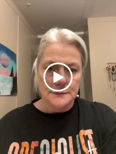 Customer video review of Transform Wrinkles, Fine Lines, And Tired Creases Naturally