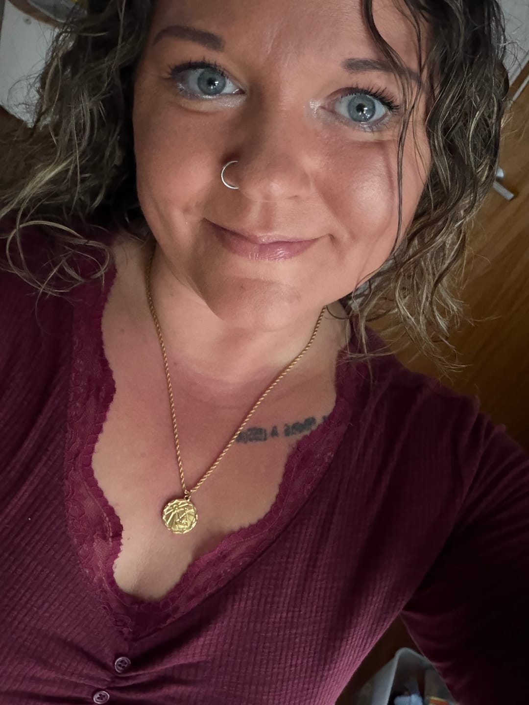 Customer photo review of Zodiac Coin Necklace w/ Rope Chain